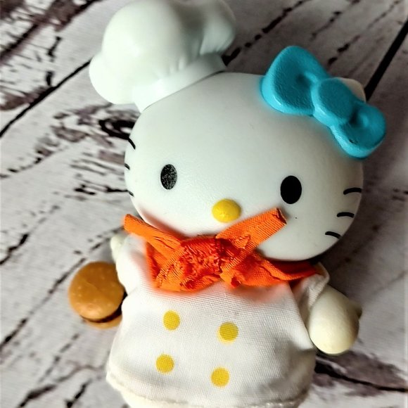 Vtg Hello Kitty Sanrio Backpack Clip 2000 Key Chain Charm Hamburger Chef - Picture 1 of 3